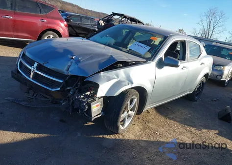2010 Dodge Avenger Express z USA, uszkodzony, nr VIN 1B3CC1FB2AN231913